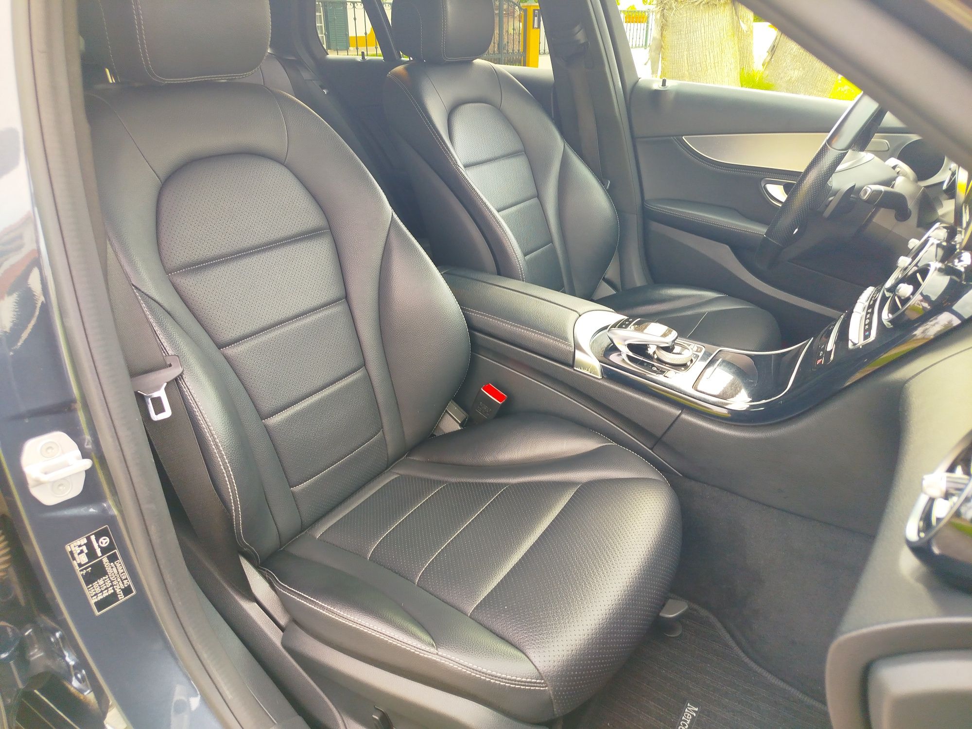 Mercedes C220d bluetec avantgarde++ de 2015 aceito retoma