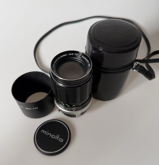 Minolta Mc Rokkor-qd 135/3.5 з блендою і чохлом