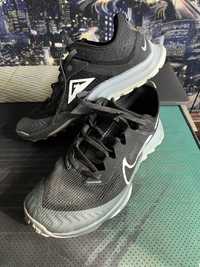 Кроссовки Nike Trail 42p полный идеал,одевались пару раз