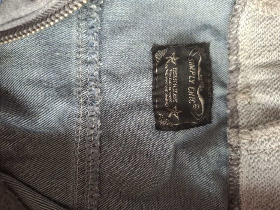 Куртка джинсова комбінована з капюшоном