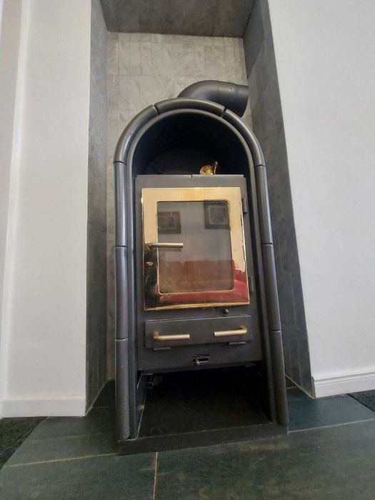 Продаж 3к квартирка в центрі з ідівідуальним газовим опаленням +камін!