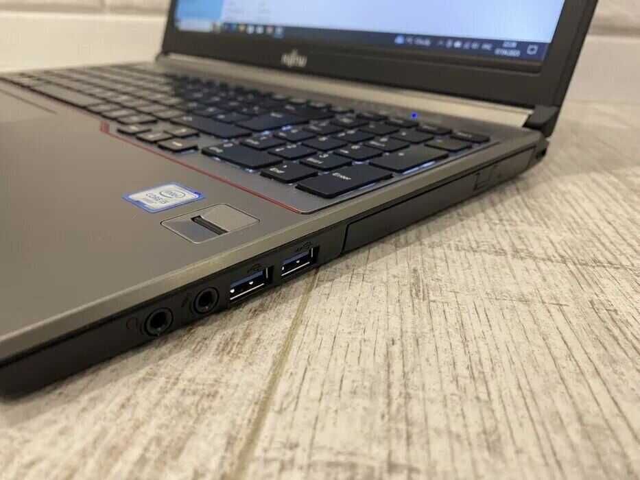 Ультрабук Fujitsu LifeBook E756/15.6/Core i5/8GB DDR4/256GB SSD/HD 520