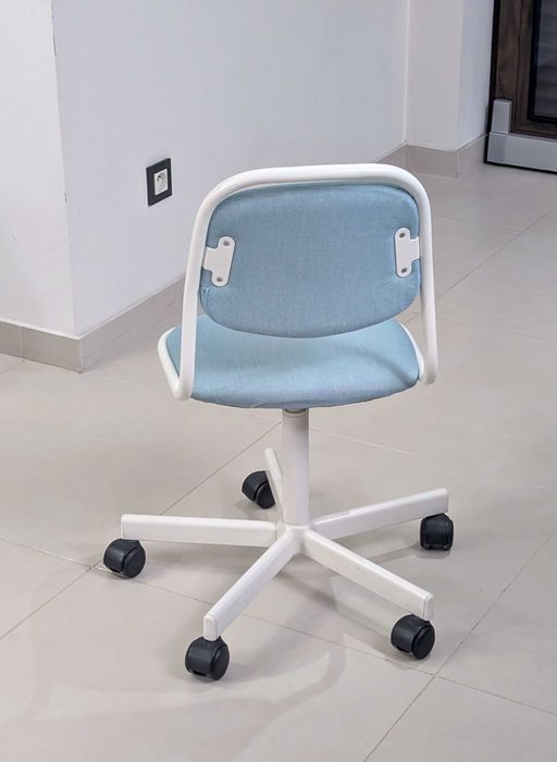 Krzesło dziecięce IKEA Orfjall, jasnozielone