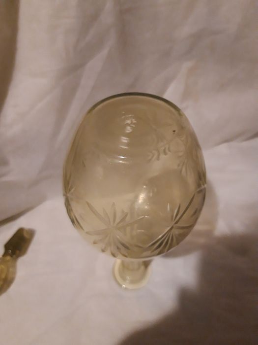 Графин гранёное горлышко 9 граней  узорчатая гравировка  0,5 л СССР