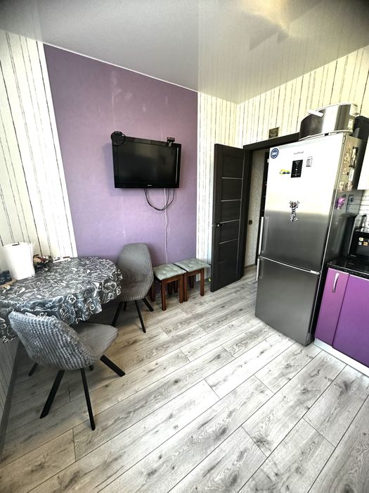 Продам 2 х кімнатну квартиру вул. Привокзальна