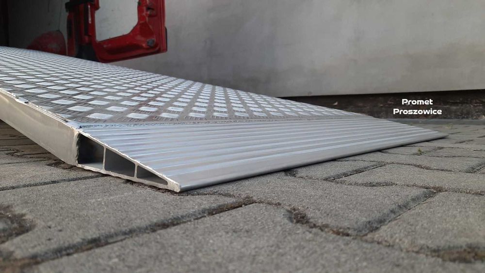 Rampa Aluminiowa 275 x 90cm bardzo mocna - Najazd Podjazd pod Paleciak