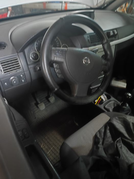 Meriva 1.7, zdth, skrzynia biegów, lampa, drzwi, maska, silnik,kolumna
