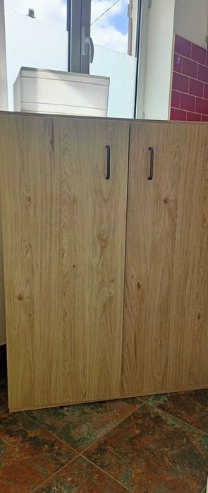 PRENDA NATAL - Sapateira elegante, espaçosa, com apenas 6 meses de uso