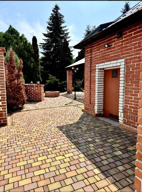 Продам шикарный дом 121 кв м, евроремонт, 4 комнаты, 12 соток