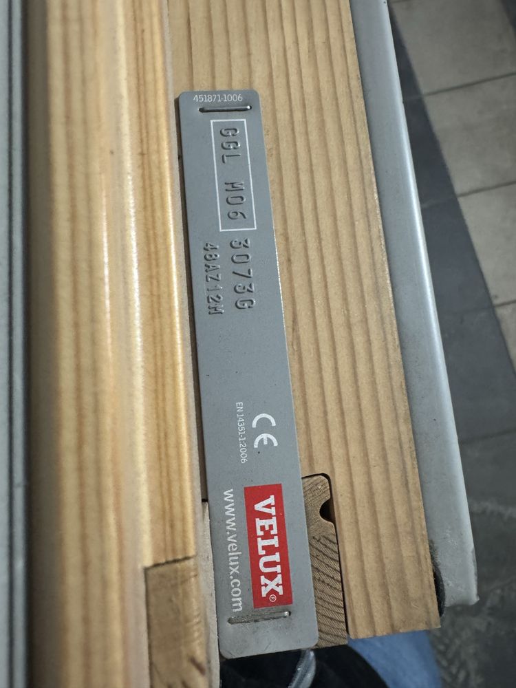 Velux okna dachowe używane Model GGL M06