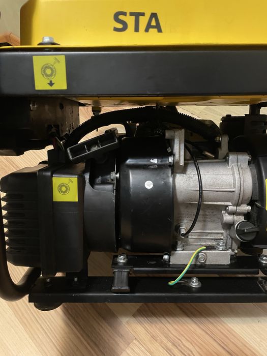 Бензиновий інверторний електрогенератор Stanley SIG 2000-1 (2 кВт)