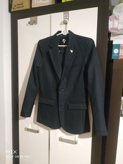 Ciemno granatowa marynarka chłopięca 164.