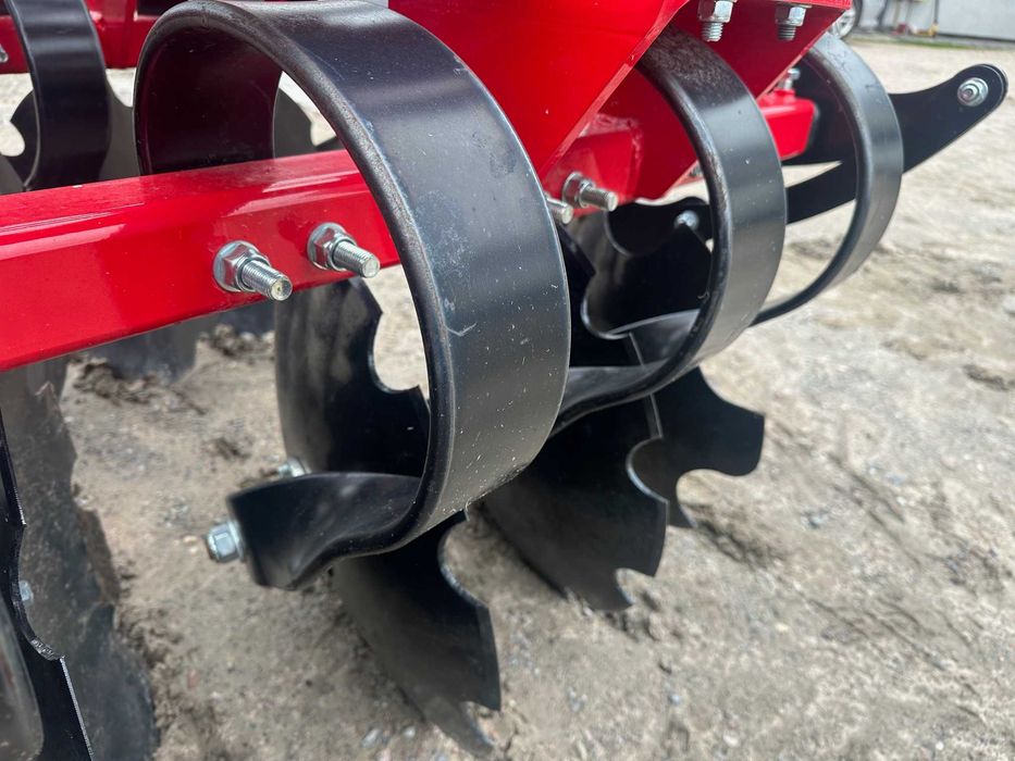 Brona talerzowa Agro Factory THOR BT 3M Ciężka Talerzówka Resor Fi 560