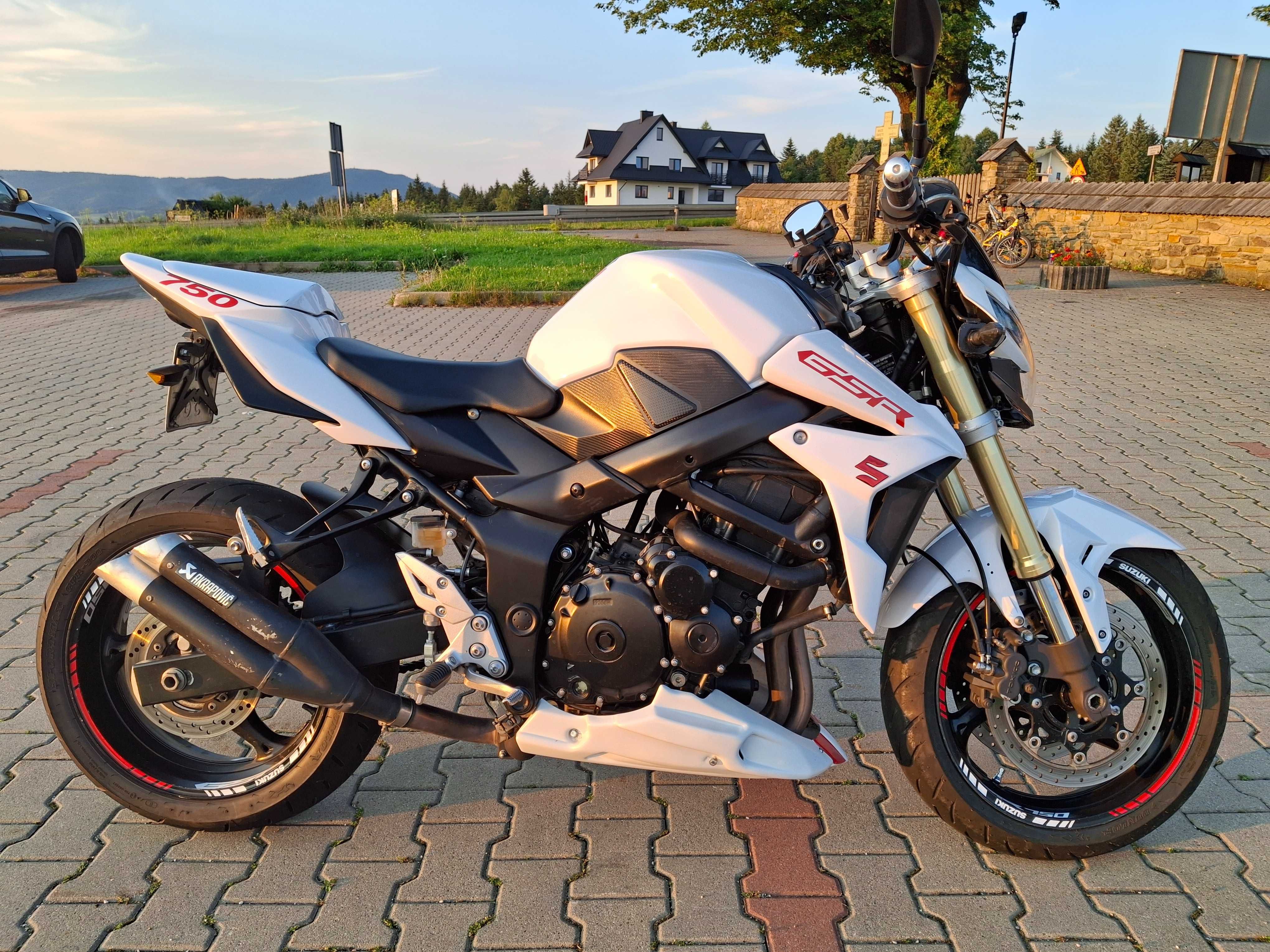 Sprzedam Suzuki GSR.750