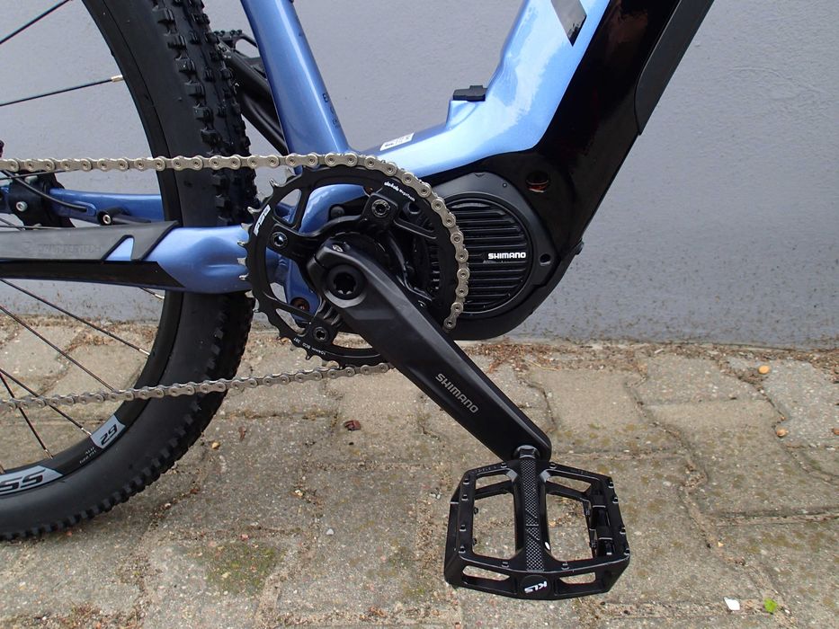 Rower MTB elektryczny e-bike KROSS LEVEL BOOST rozmiar L - powystawowy
