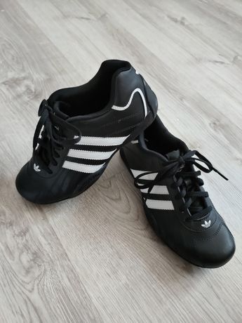 Adidas buty sportowe jak nowe rozmiar 35 wkładka 22.5