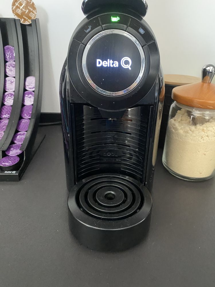 Máquina de café delta q automática