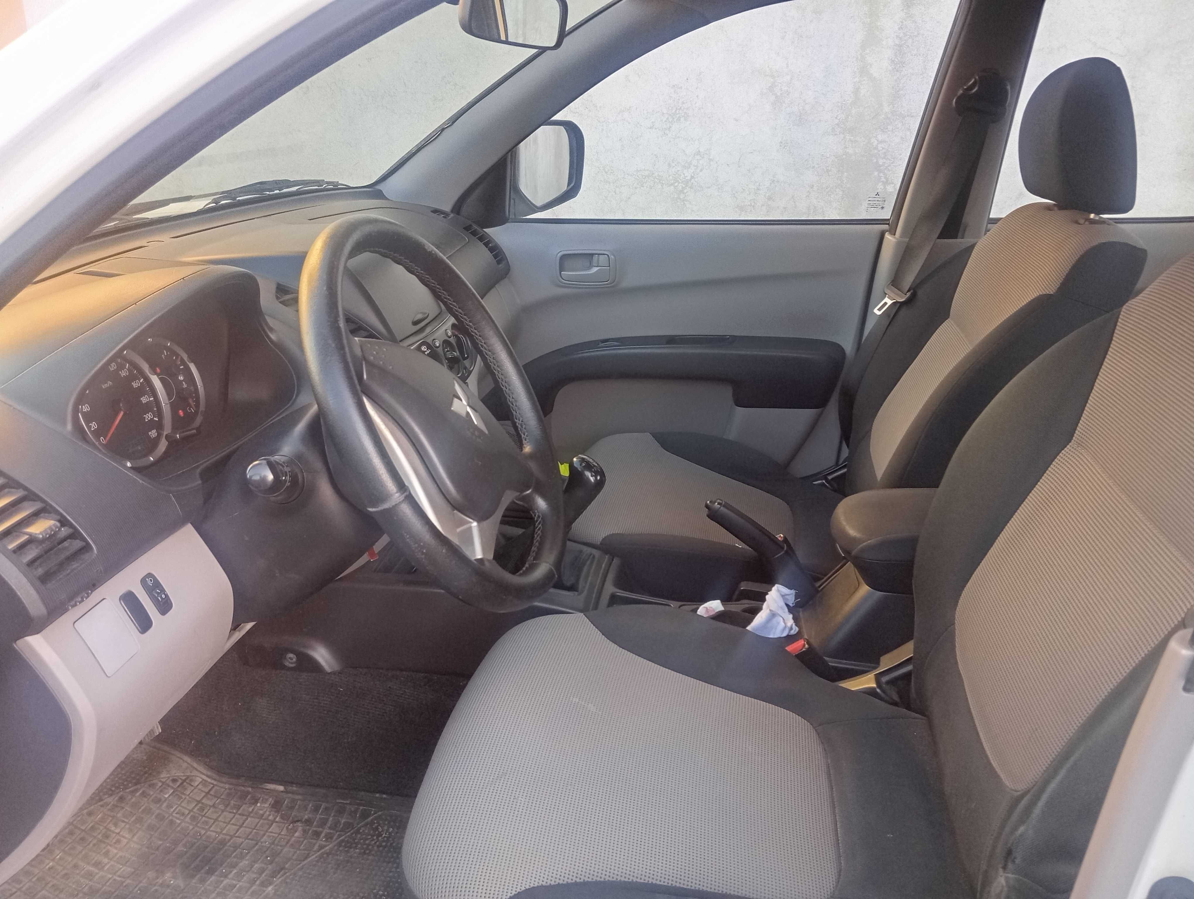 Carrinha Mitsubishi L200