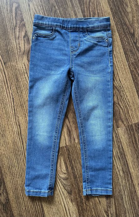 Джинсові штани на дівчинку