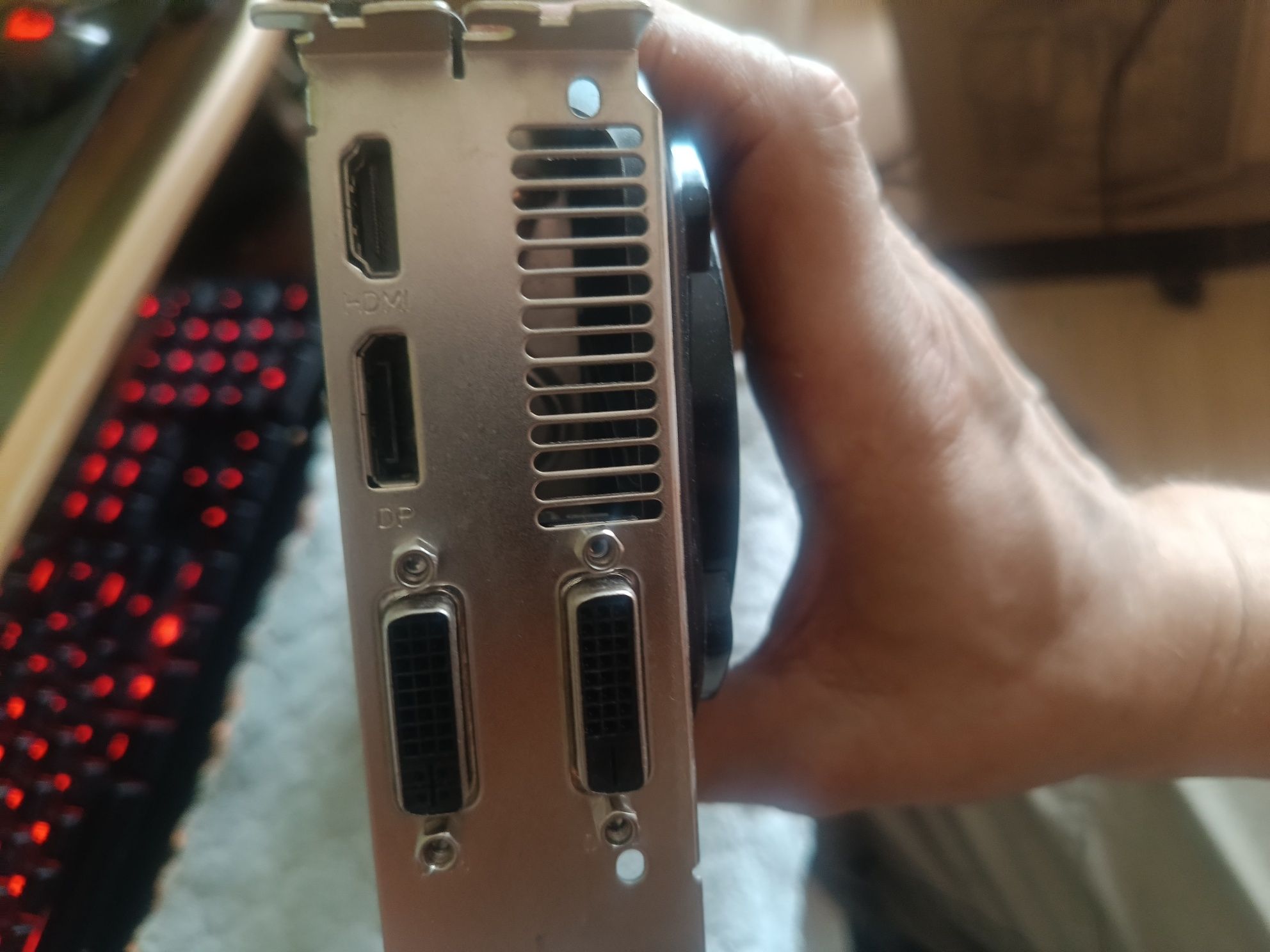 Karta graficzna Palit GeForce GTX 770 JetStream