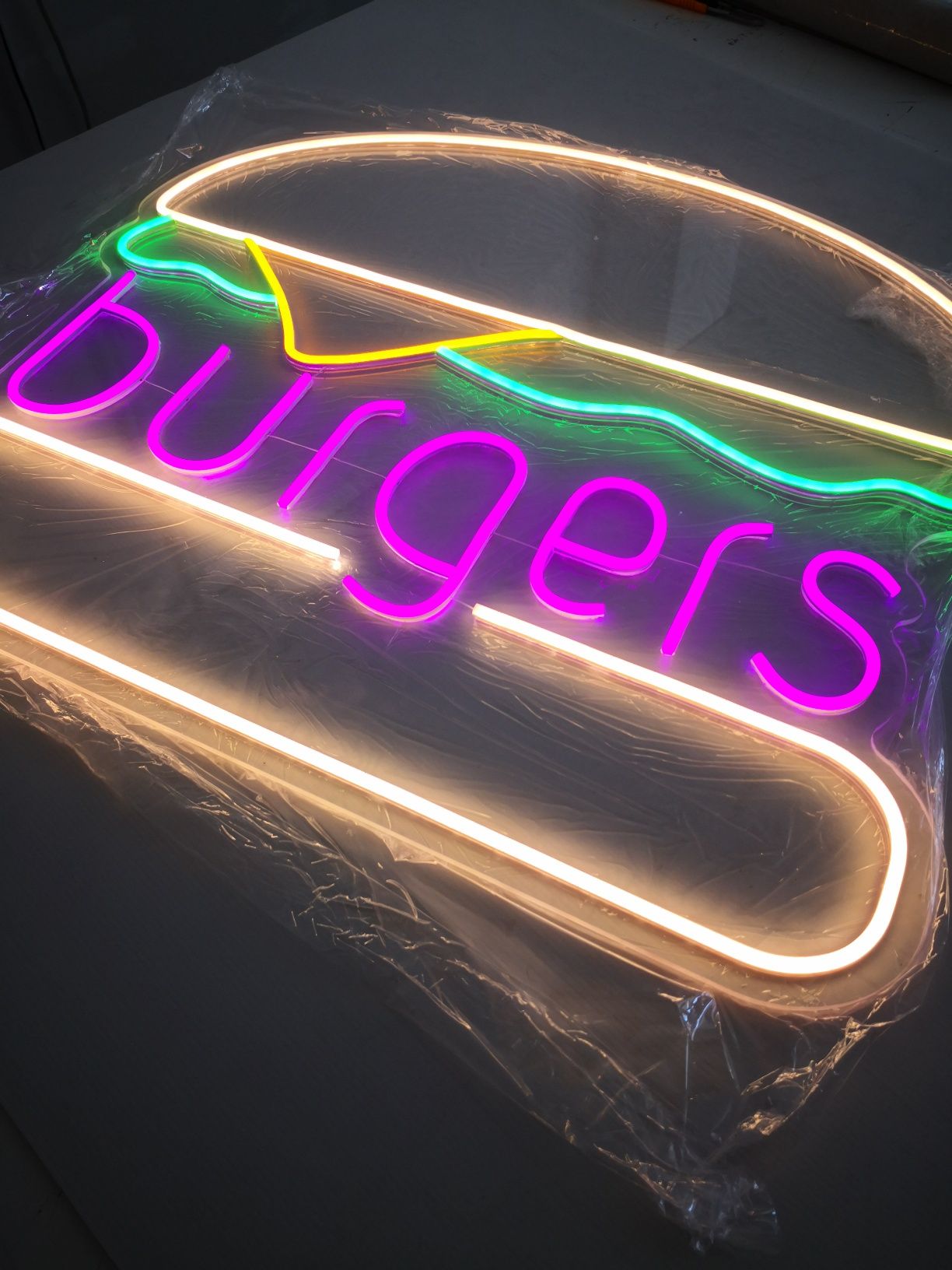 Letreiro em Neon - Produção Própria
