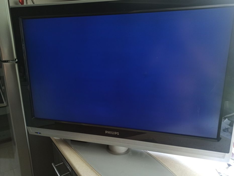 Телевізор LCD Philips 37 pfl 5322