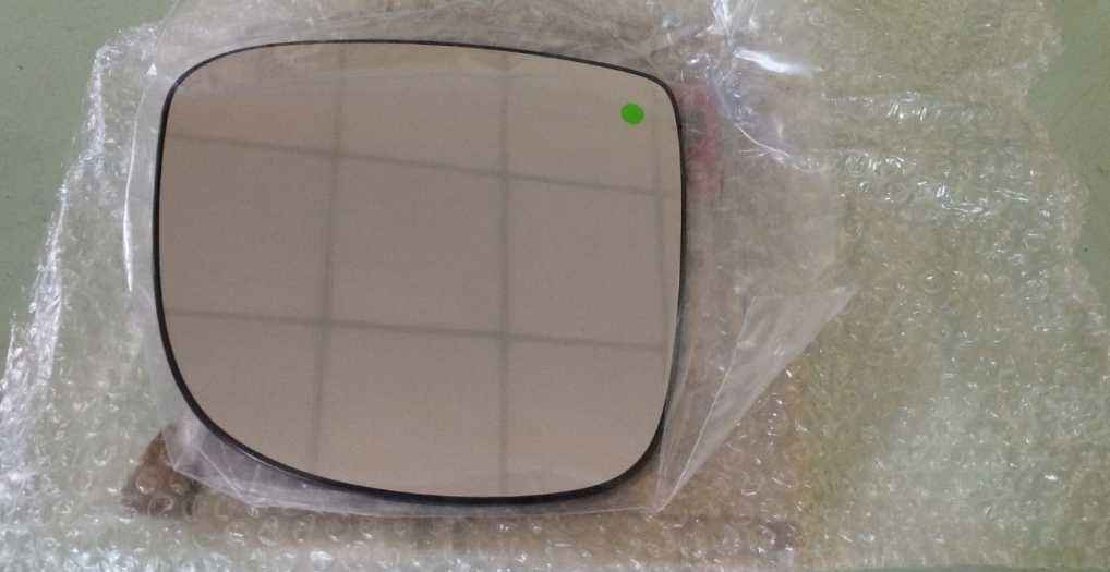Скло дзеркала Mercedes ліве Vito 639 V639, A0008101119