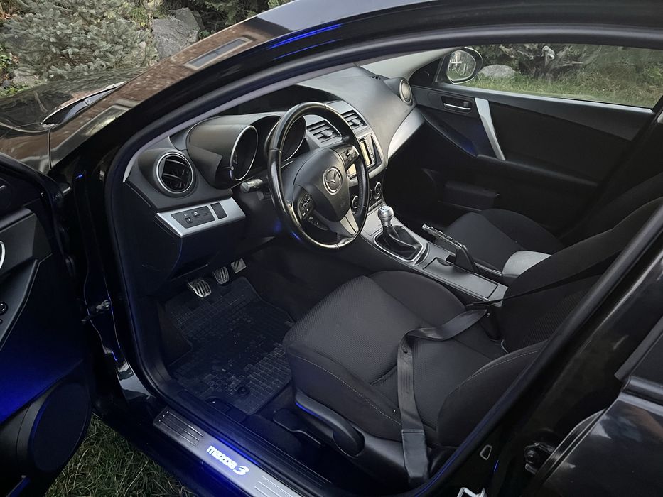 Mazda 3 1.6 diz . 2013