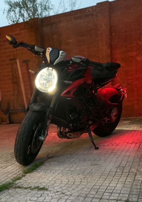 Mv Agusta 800 Dragster R - 1 dono