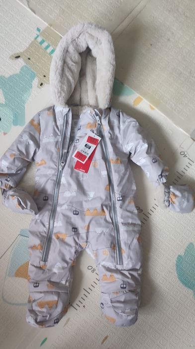 Зимовий дитячий конбінезон