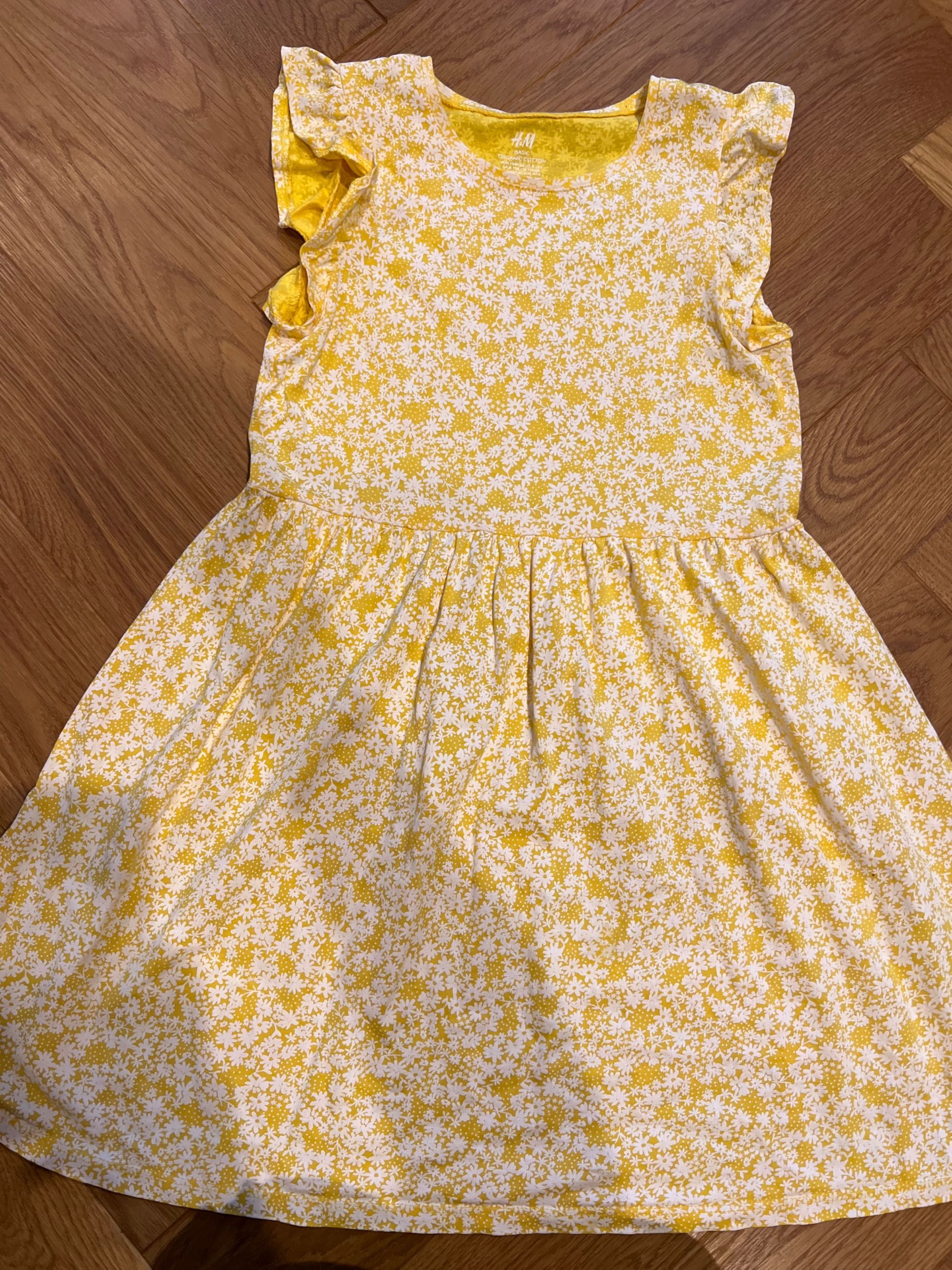 H&M 134/140 żółta sukienka w kwiaty kwiatki
