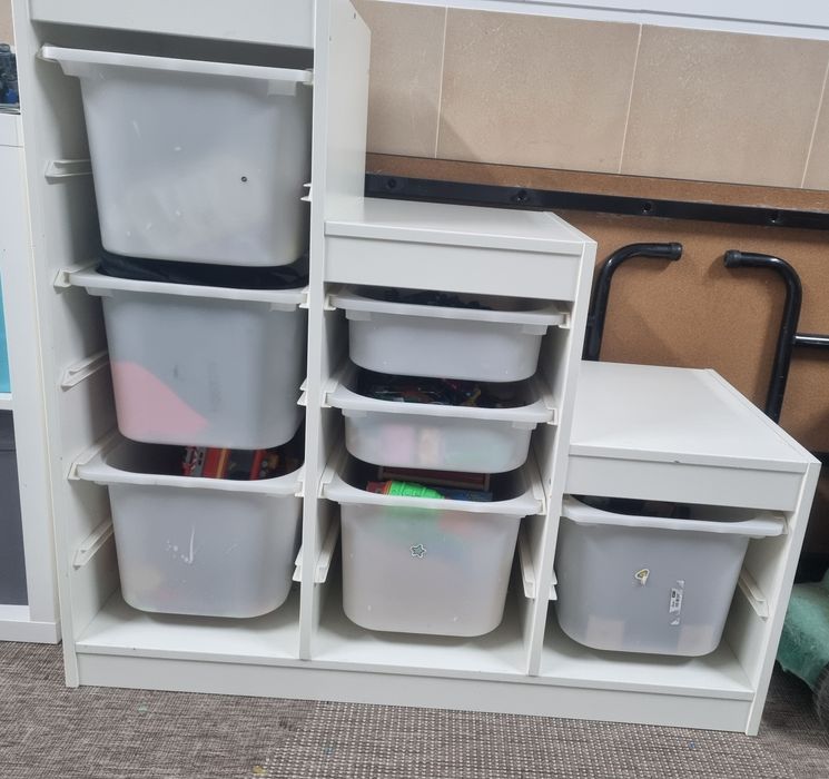 Móvel de arrumação IKEA