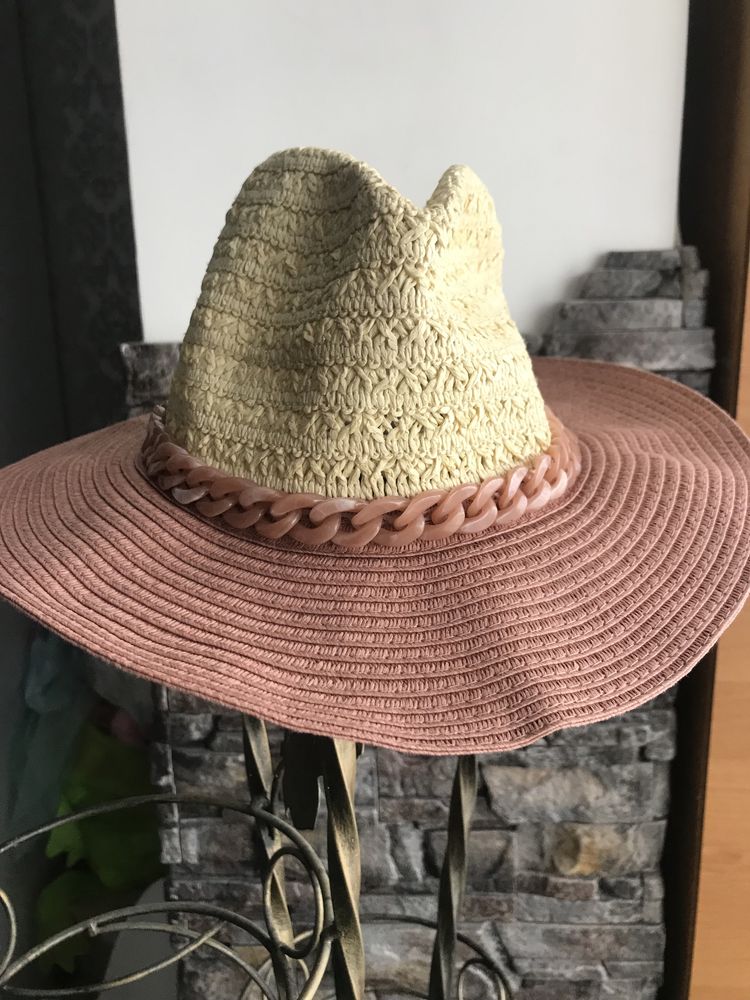 Коралова шляпка
