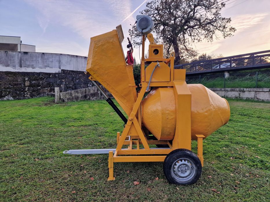 Centra de betão elétrica