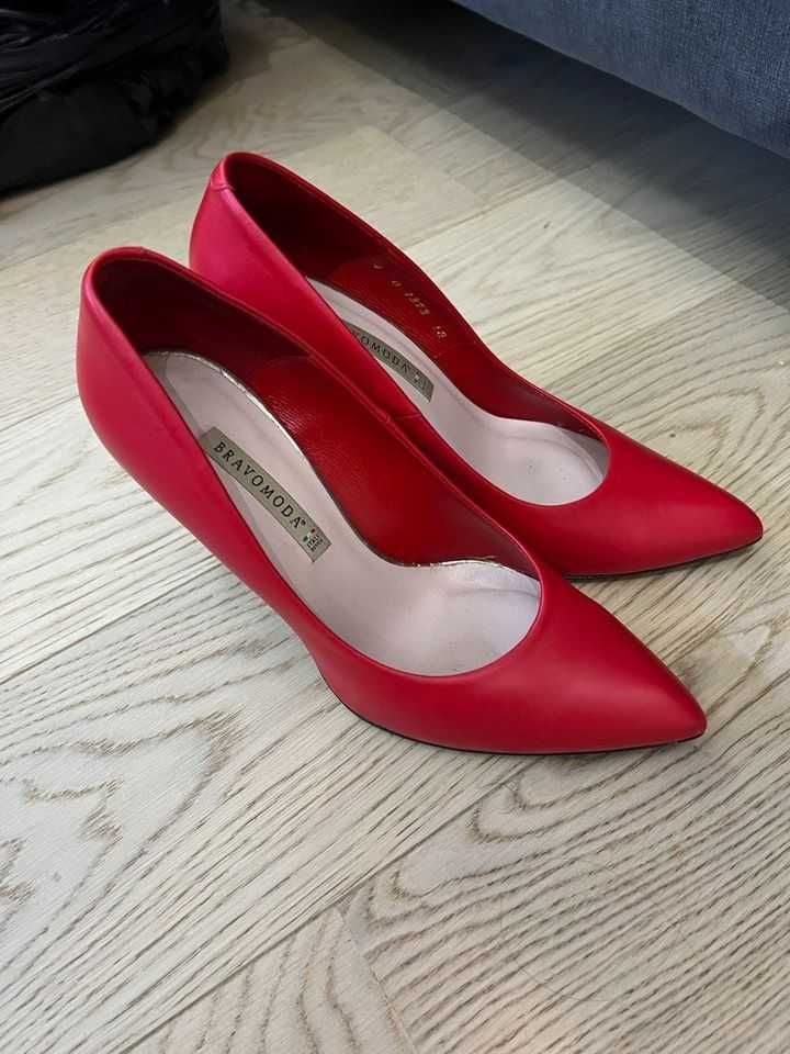 жіночі червоні туфлі лодочки шкіра, виробництво Італія