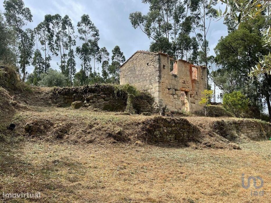 Casa / Villa em Lamas de 65,00 m2