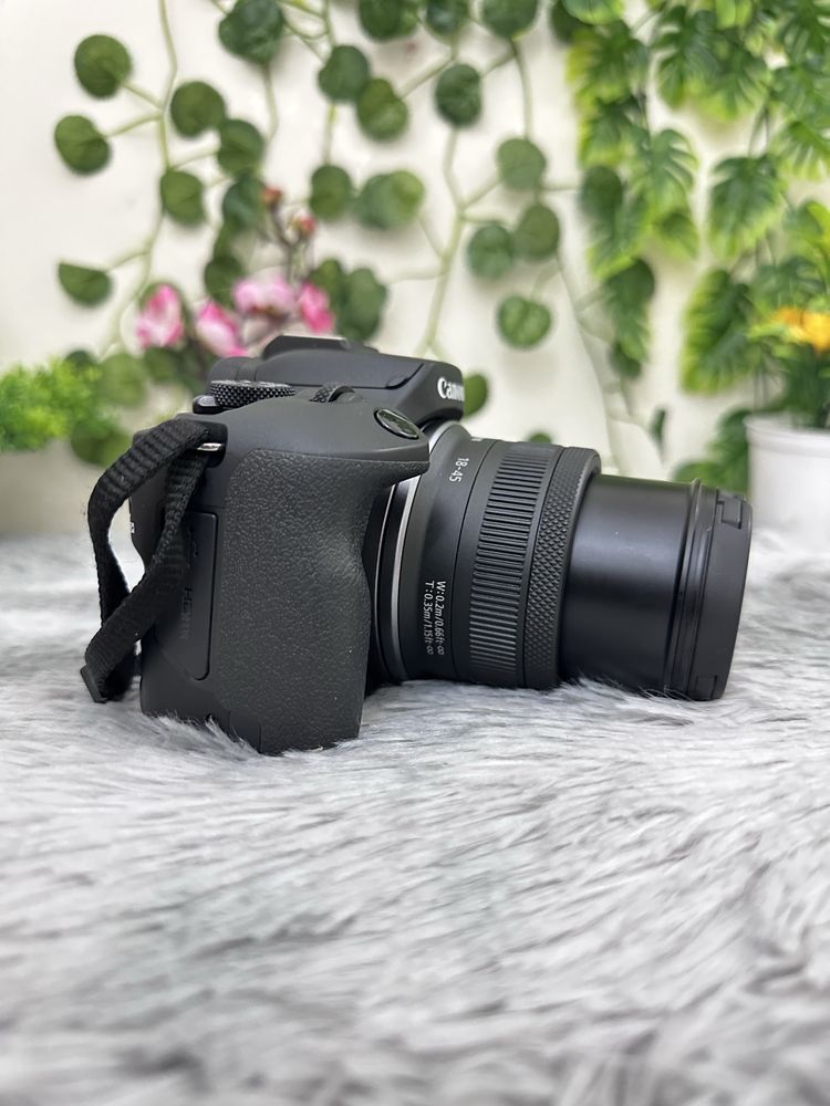 Canon Eos R100 WiFi/4k video com lente 18-45mm e bolsa