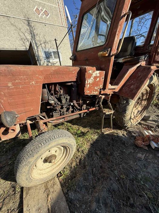 Продам трактор Т25