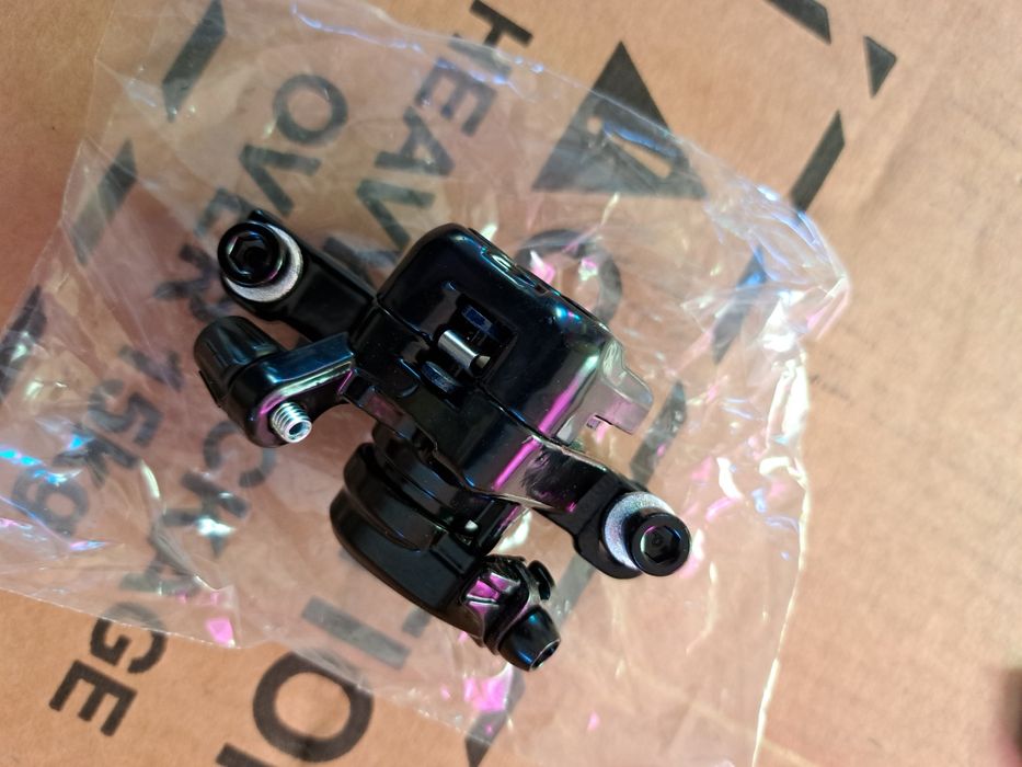 Zacisk hamulcowy tarczowy  do  Roweru .  Nowy okazja