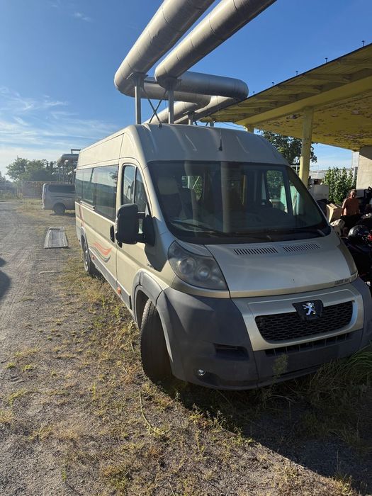 Peugeot Boxer  Peugeot Boxer