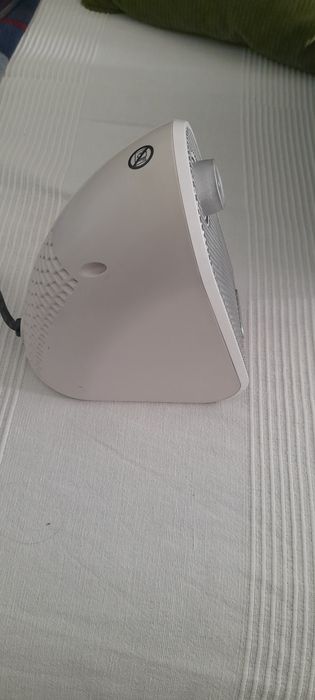 Pequeno aquecedor portátil