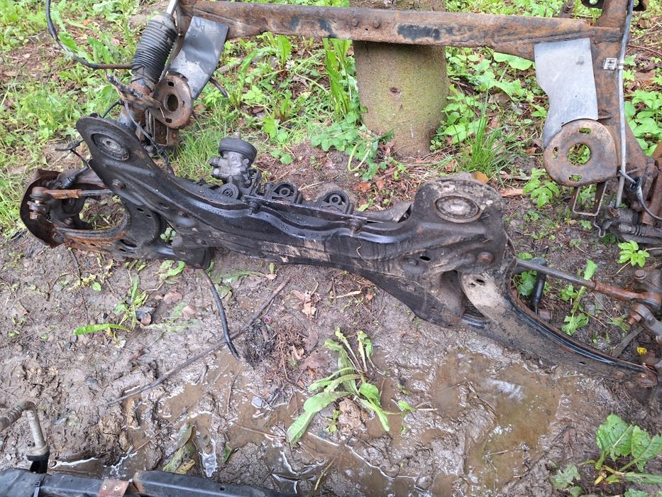 Belka przednia sanki audi a3 golf 4 seat 1.9 tdi