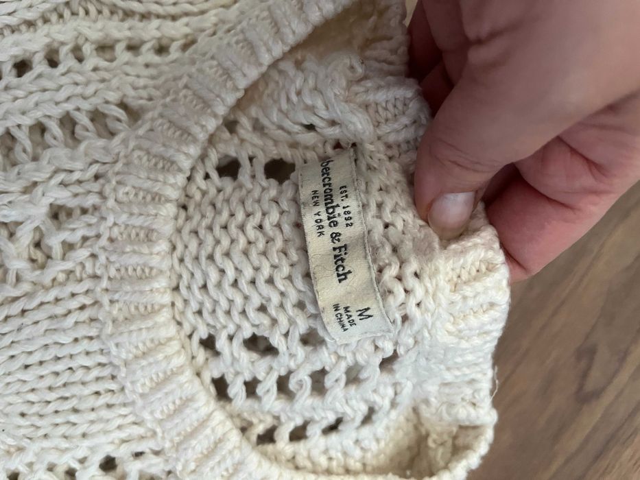 Ażurowy sweterek Abercrombie & Fitch