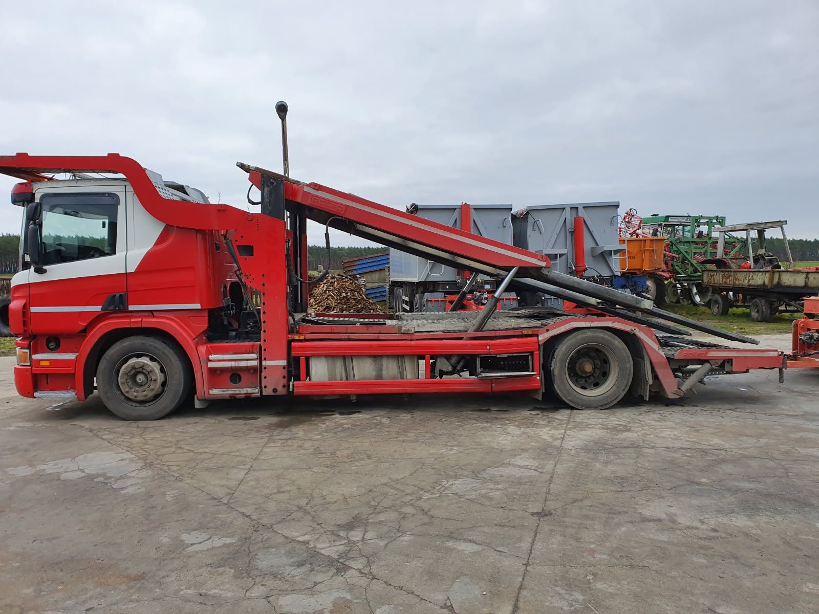 SCANIA P380 LKW transporter