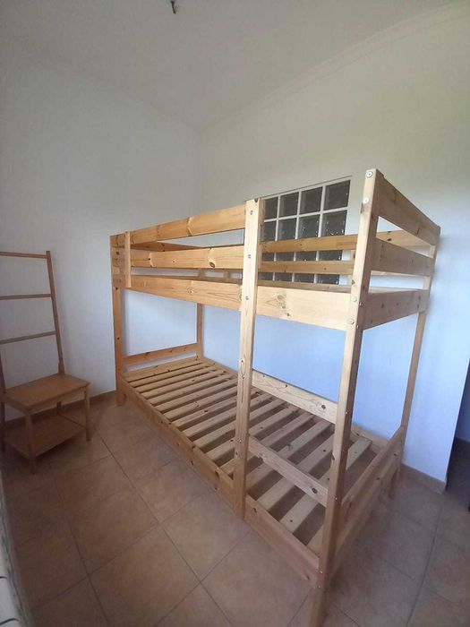 Cama beliche como nova