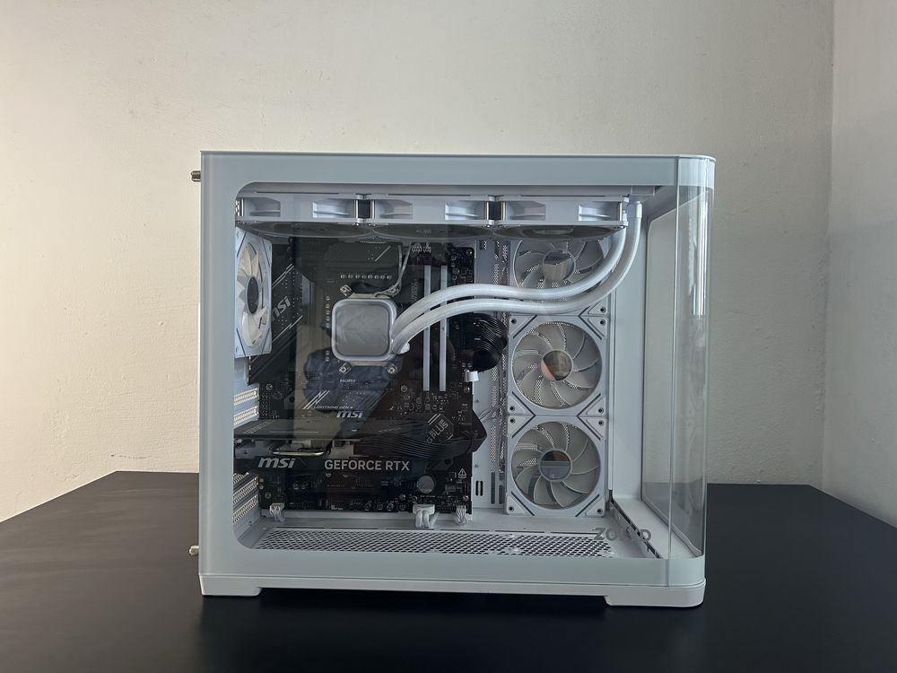 Torre Gaming NOVA com 3 anos de GARANTIA (2 meses de uso)
