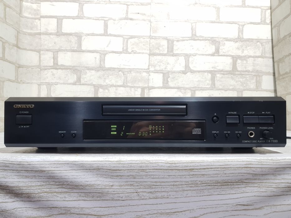 Програвач CD дисків ONKYO DX-7333, б/у з Німеччини