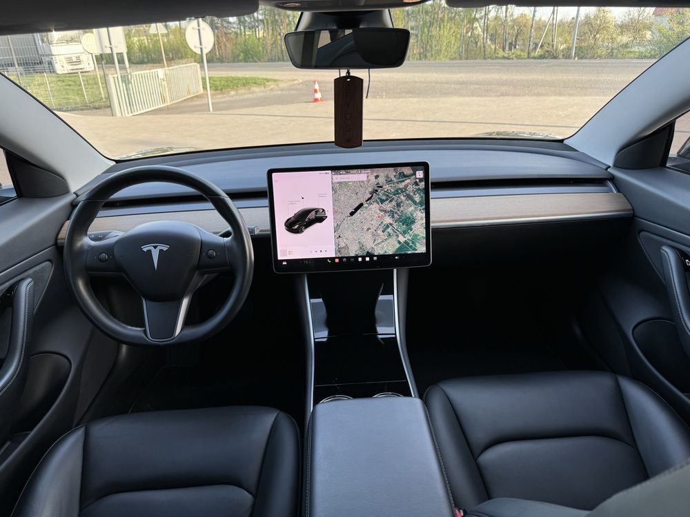 Tesla Model 3 2019 60kWh