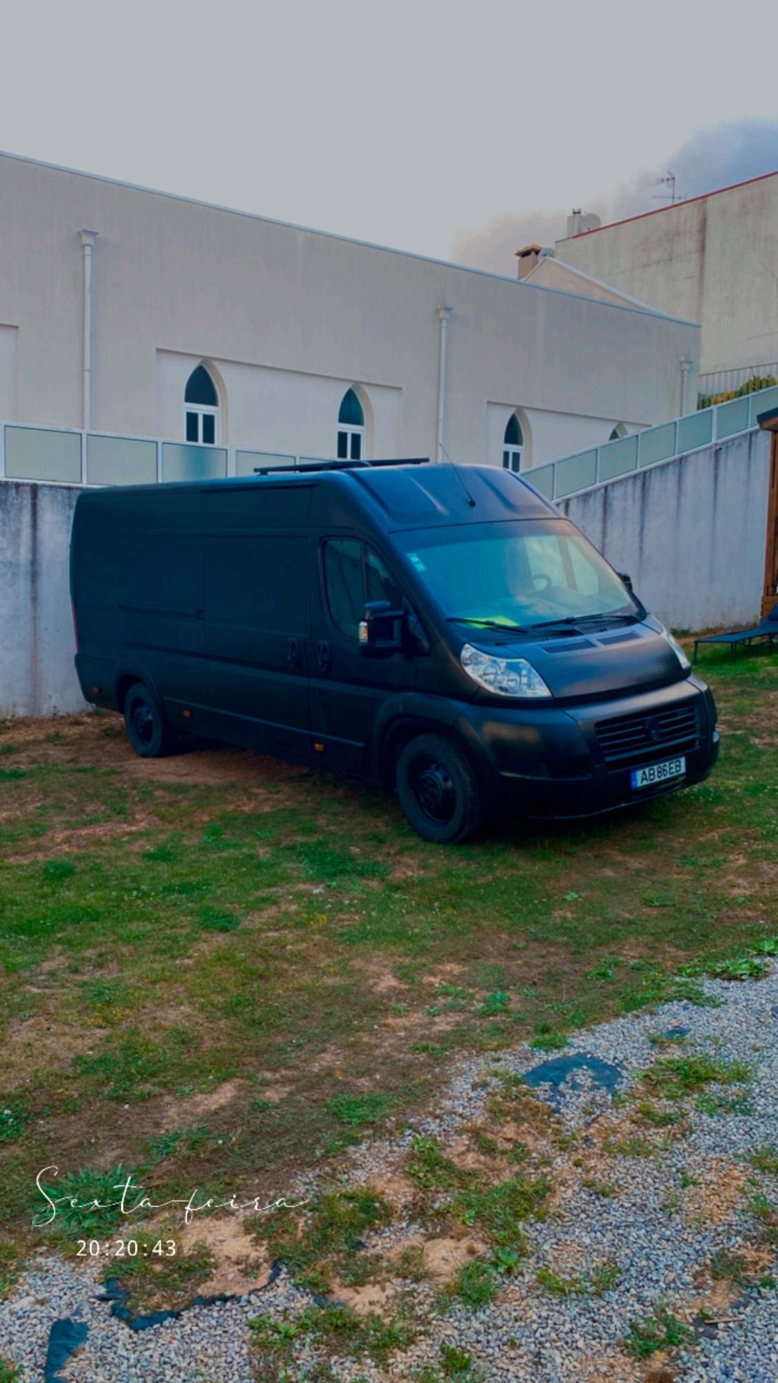 Carrinha loja ou auto caravana