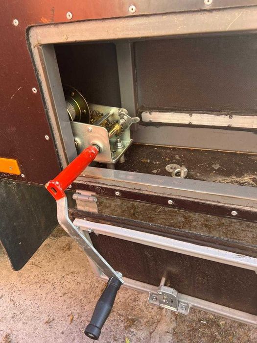 Причіп автомобільний